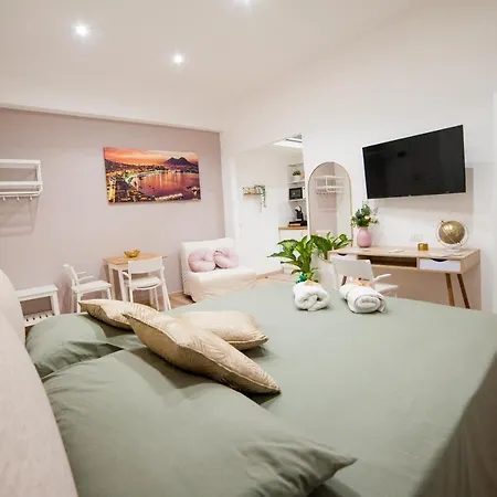 Apartament Michelangelo 80 *